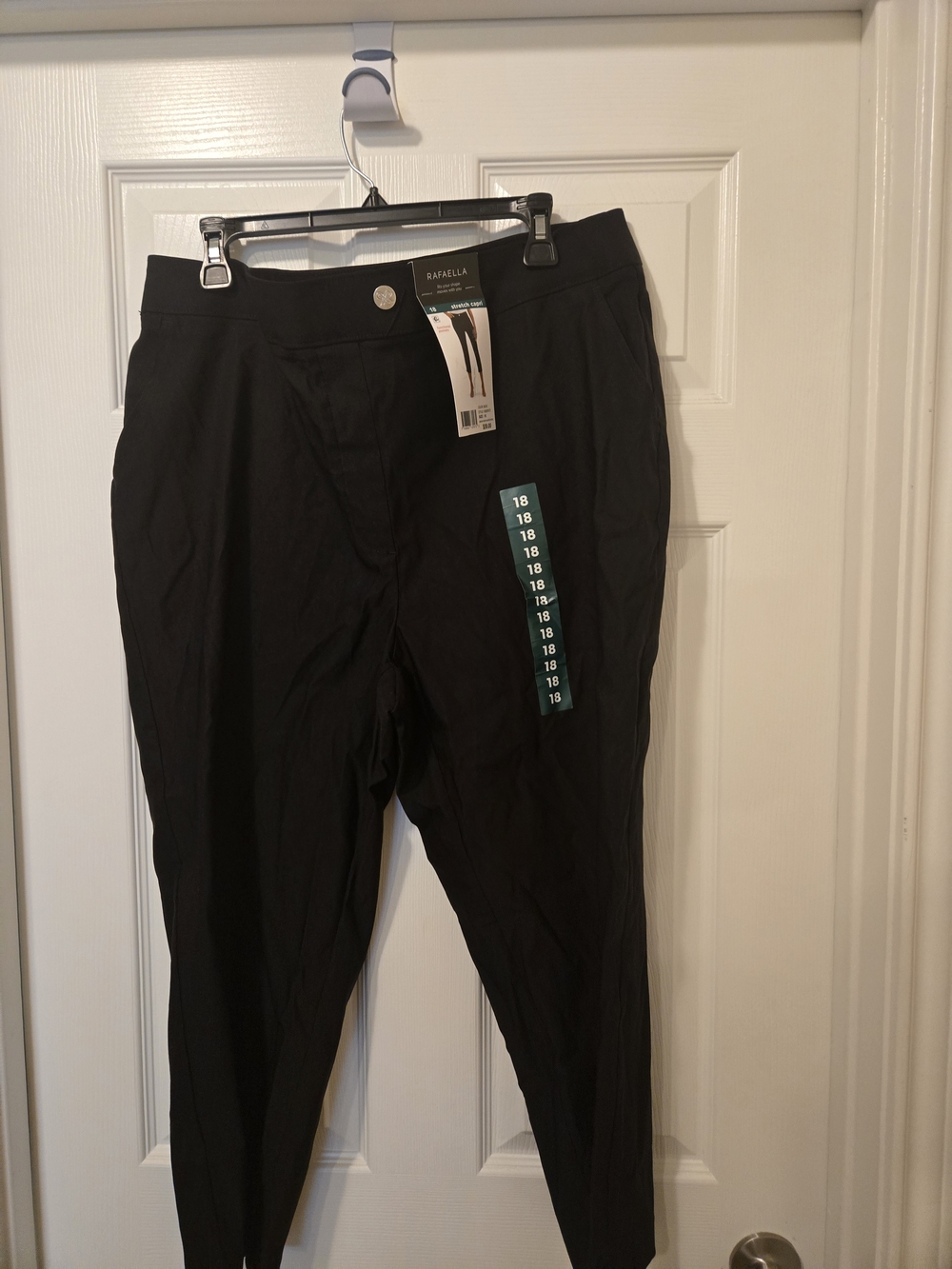 Rafaella Black Stretch Ponte Pants - Size 18
